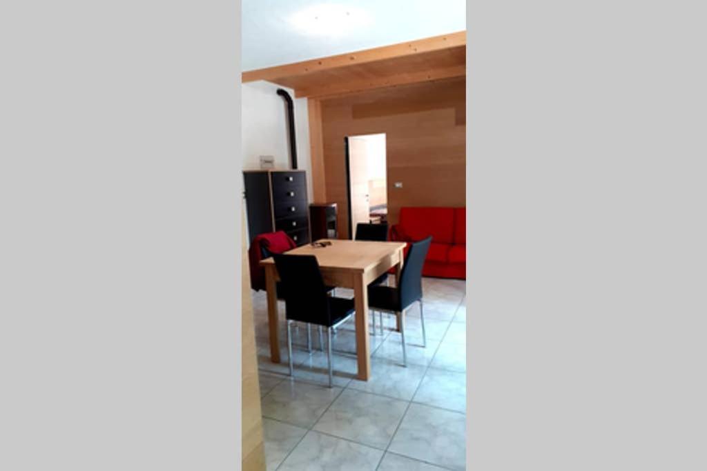 Apartamento La casa sul parco Grosio Exterior foto